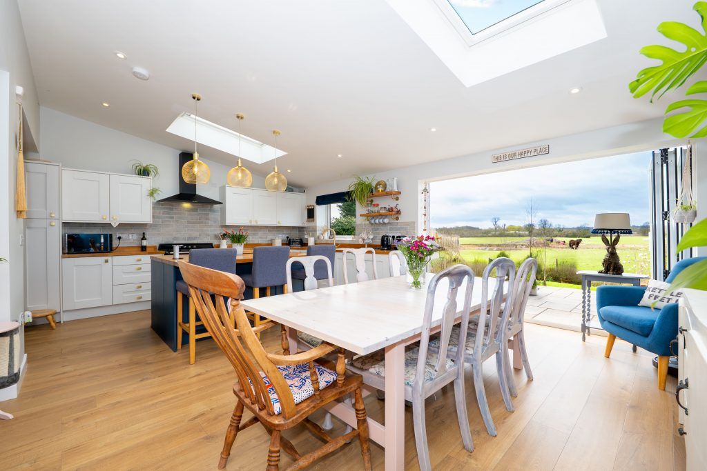 Property photo 3 of 33