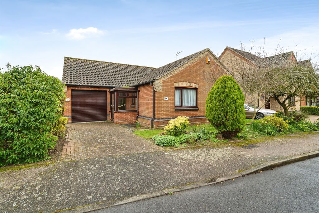 Property photo 1 of 18