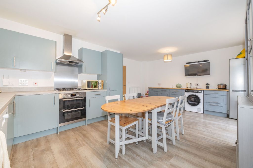 Property photo 2 of 15 Picture 2