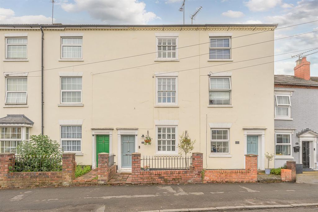 Property photo 1 of 24