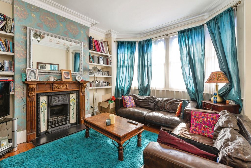 Property photo 2 of 15