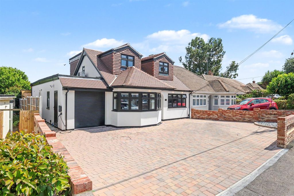 Property photo 1 of 48