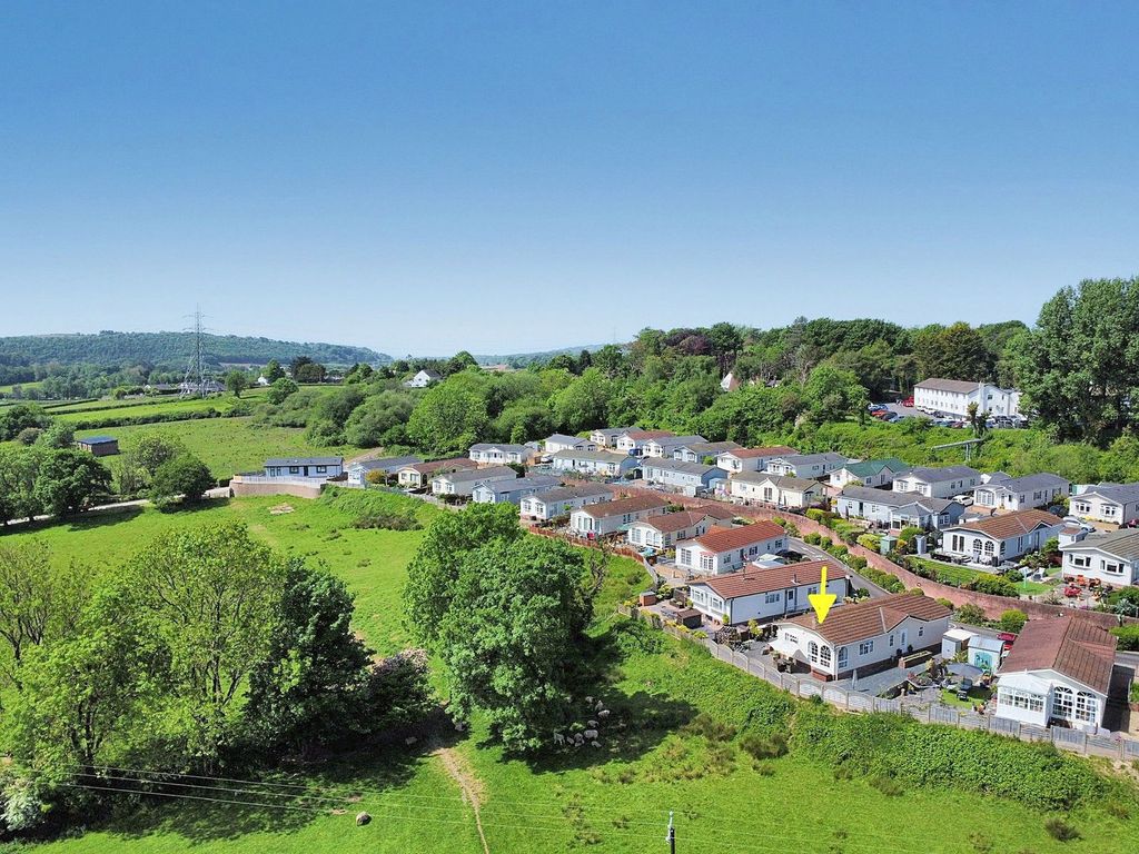 Property photo 3 of 32