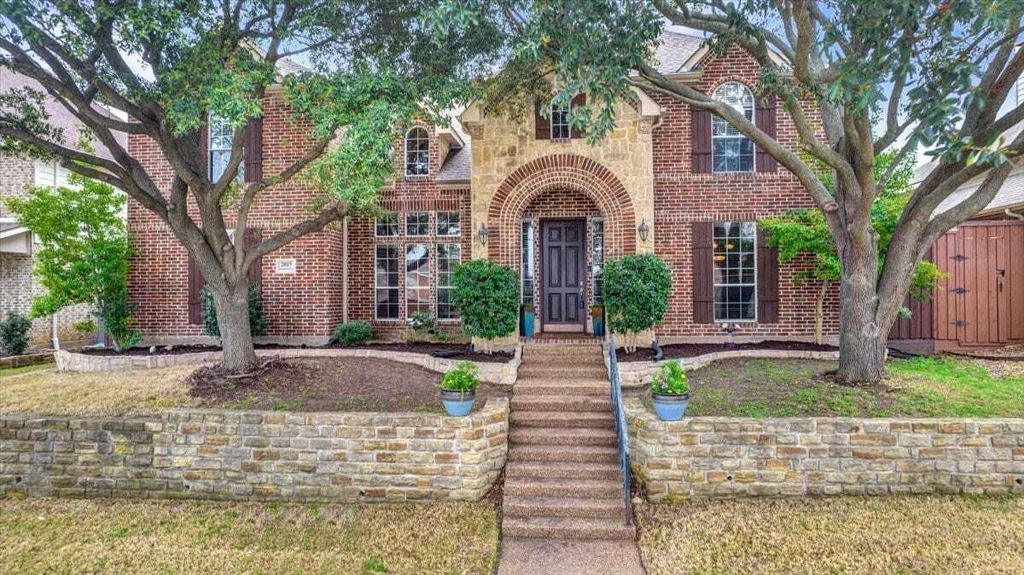 Property photo 1 of 31