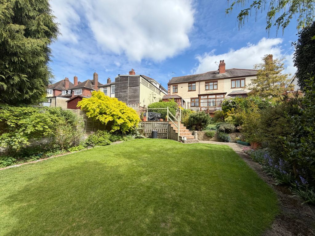 Property photo 2 of 46