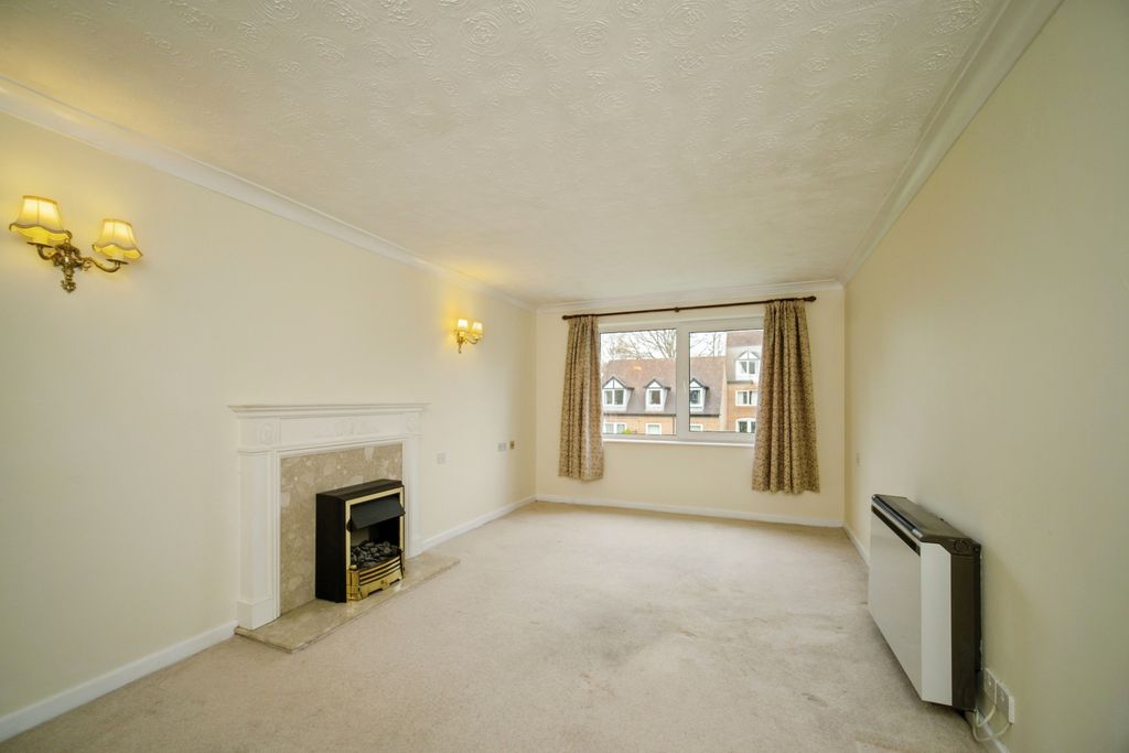 Property photo 3 of 20