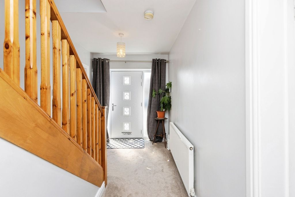 Property photo 2 of 22 Pbox-Img.Jpg