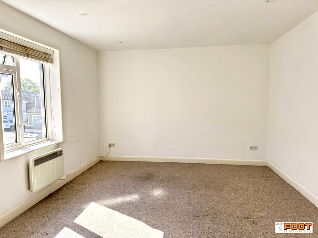 Property photo 2 of 5 Photo 1