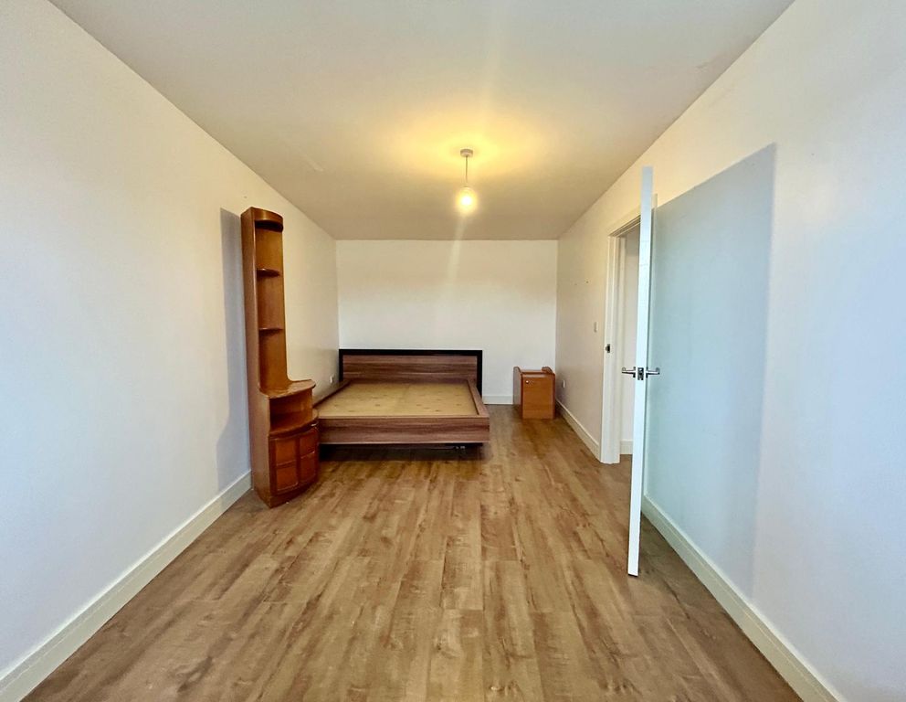 Property photo 2 of 4 Gallery