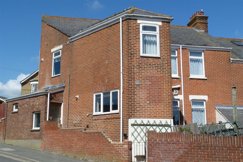 Property photo 1 of 4