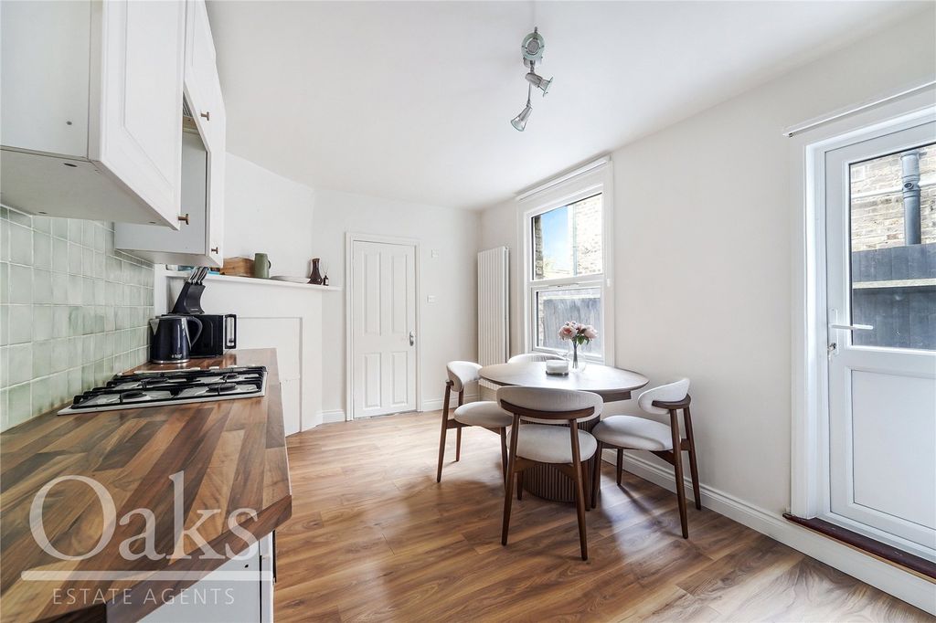 Property photo 3 of 10 Picture No. 07