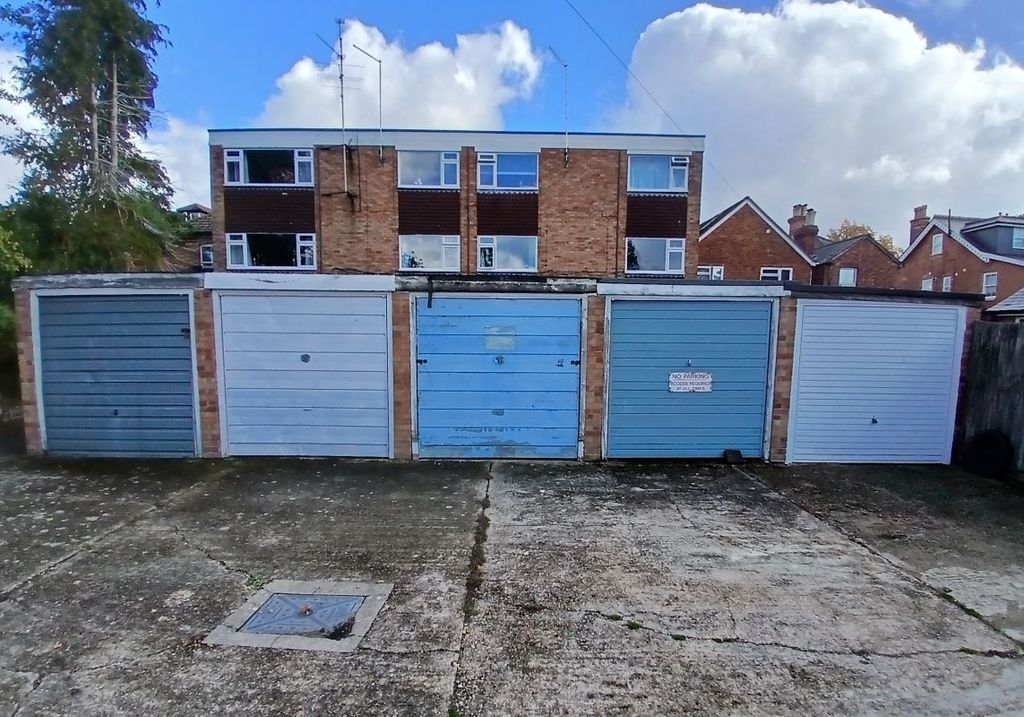 Property photo 2 of 3