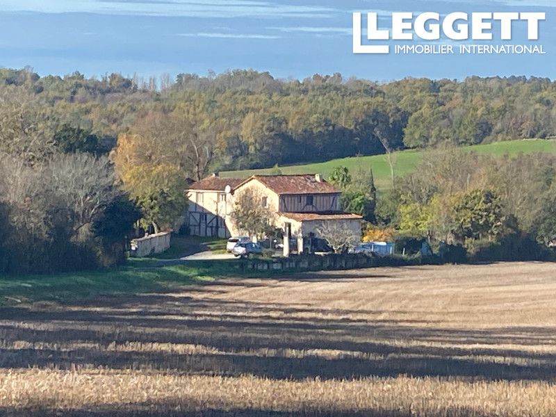 Property photo 2 of 10