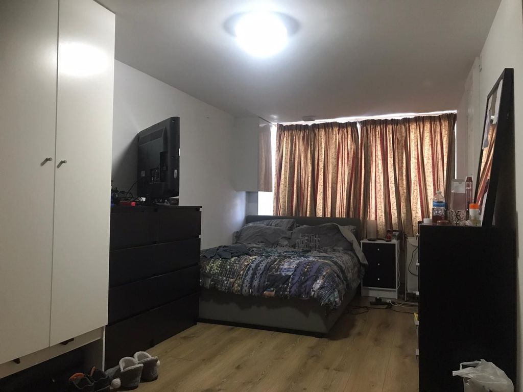 Property photo 1 of 48