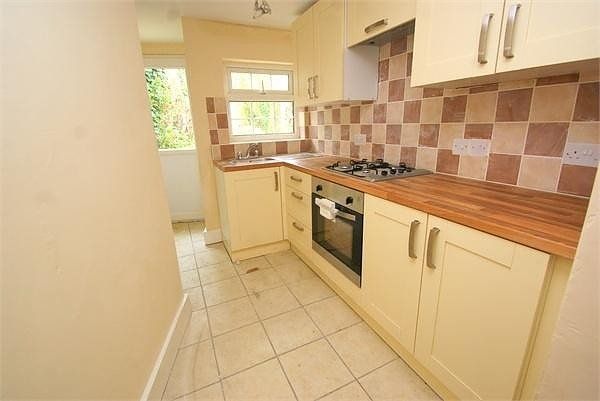 Property photo 2 of 5 Kitchen