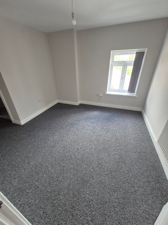 Property photo 2 of 3
