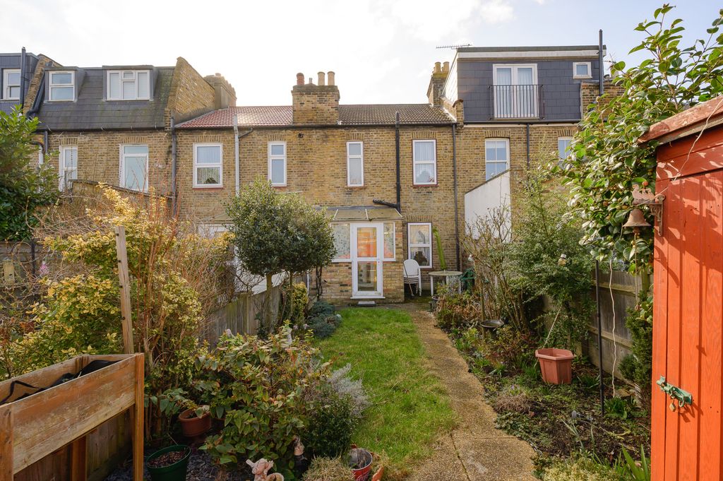 Property photo 1 of 11 Picture No. 10