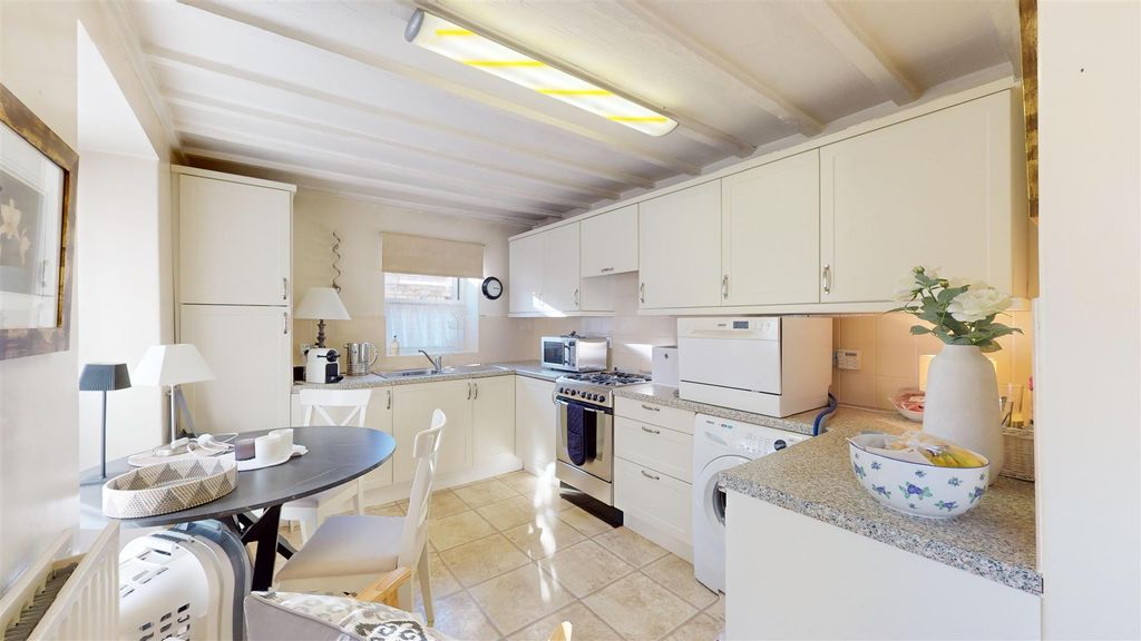 Property photo 3 of 9 11A-Austin-Street-11112024_164851.Jpg