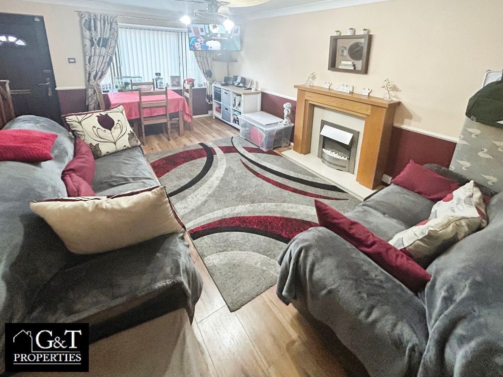 Property photo 2 of 16