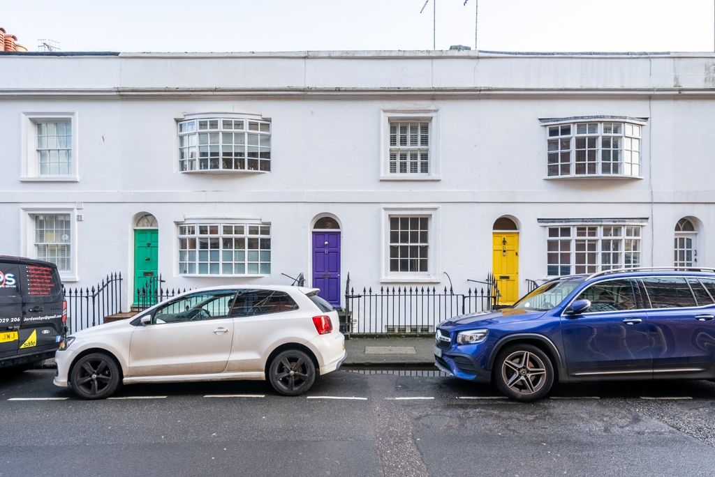 Property photo 1 of 14 4109370