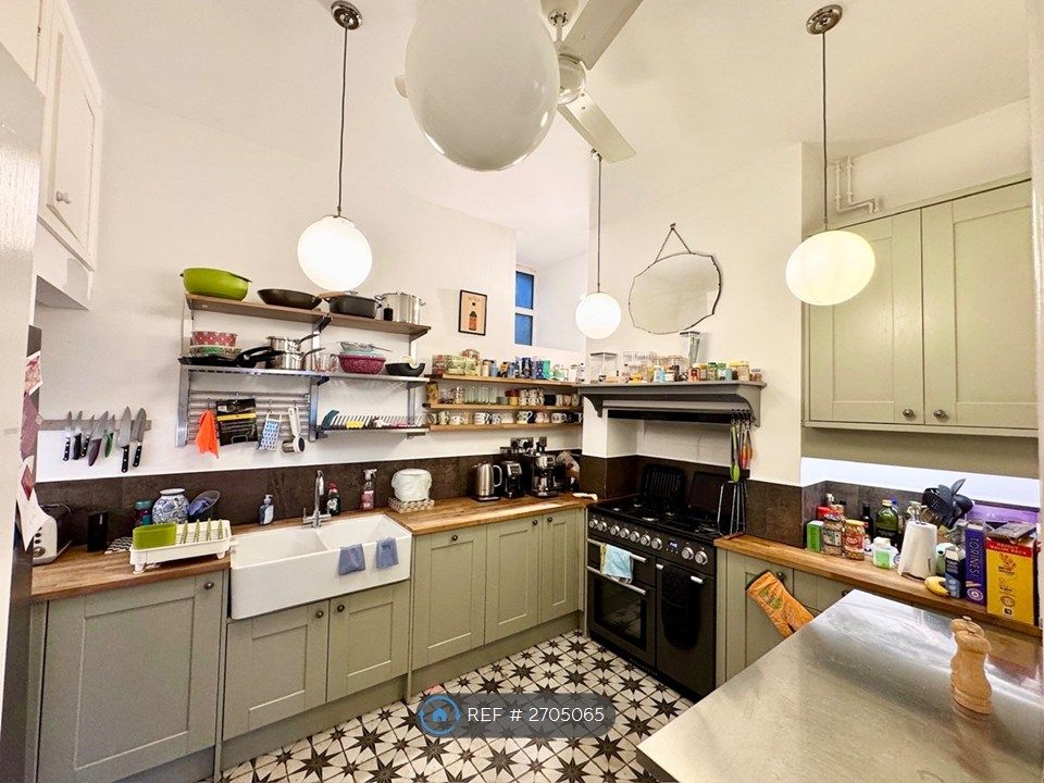 Property photo 1 of 29