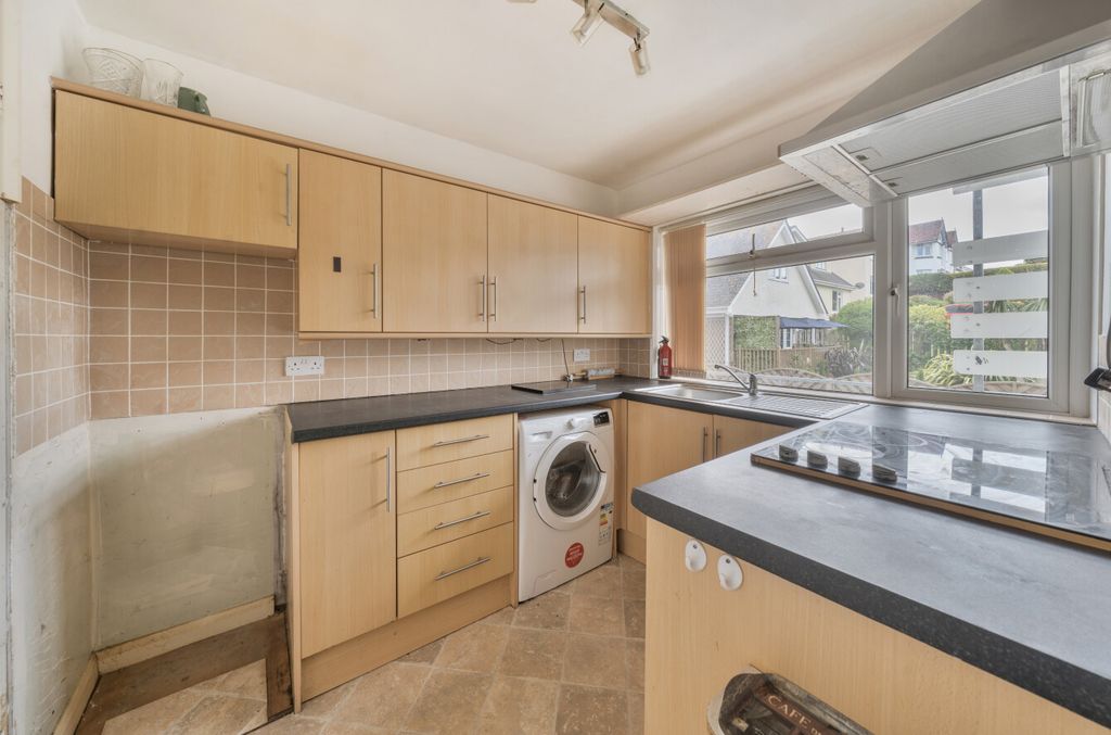 Property photo 3 of 15 28-681c817044E76-...