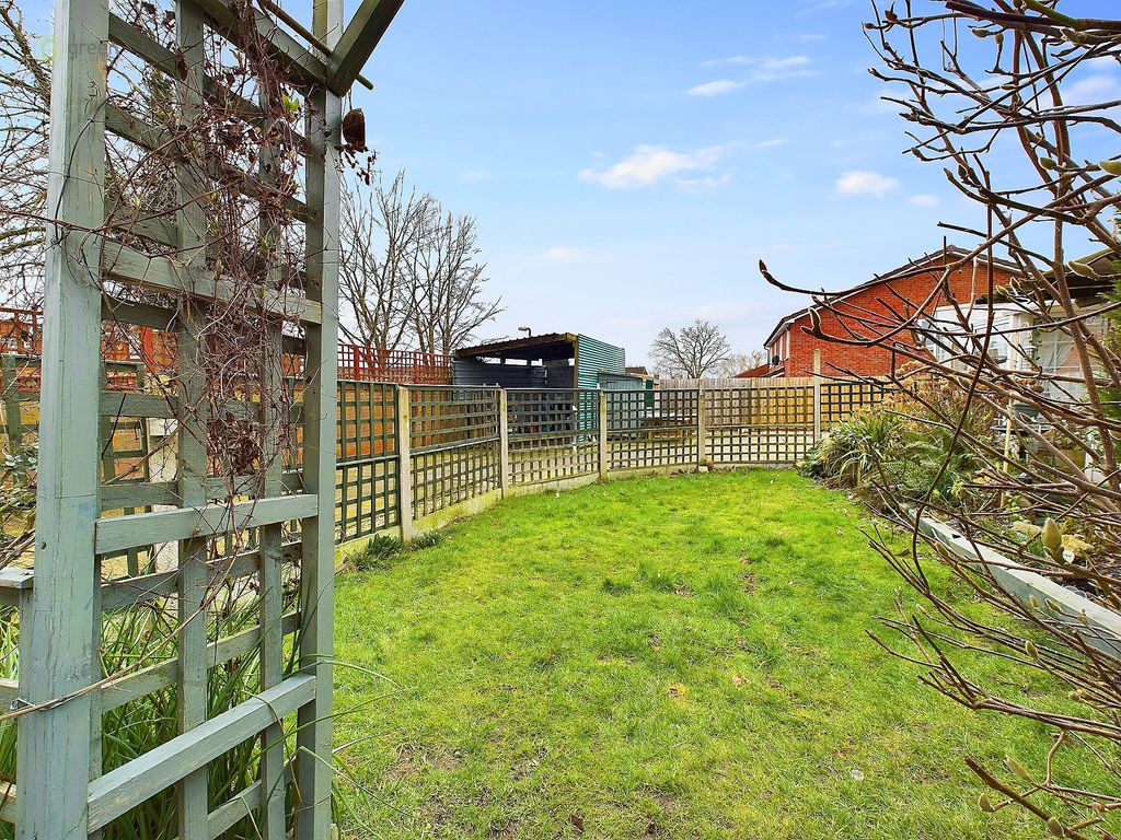 Property photo 2 of 23