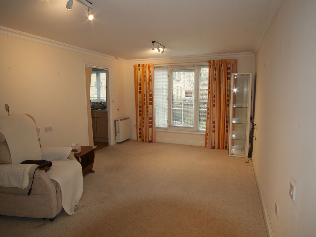 Property photo 2 of 6