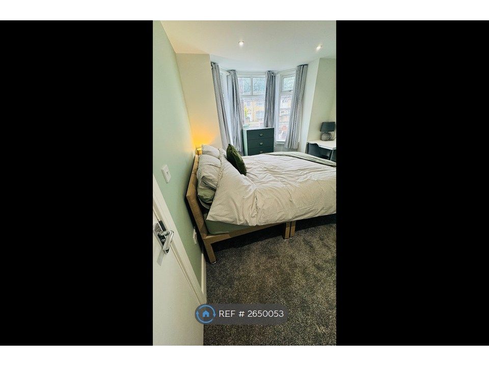 Property photo 2 of 33 Bedroom 1 - Couples Double Room