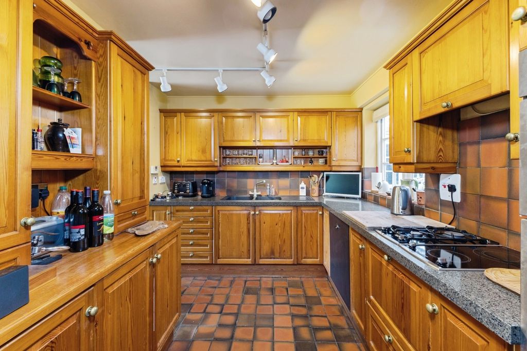 Property photo 3 of 59 Pbox-Img.Jpg