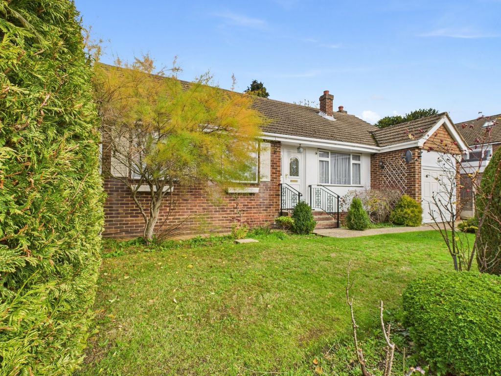 Property photo 1 of 12 Front Aspect