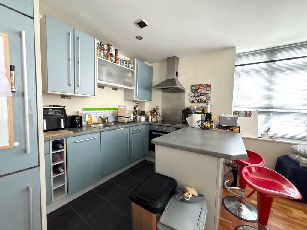 Property photo 2 of 9 Image