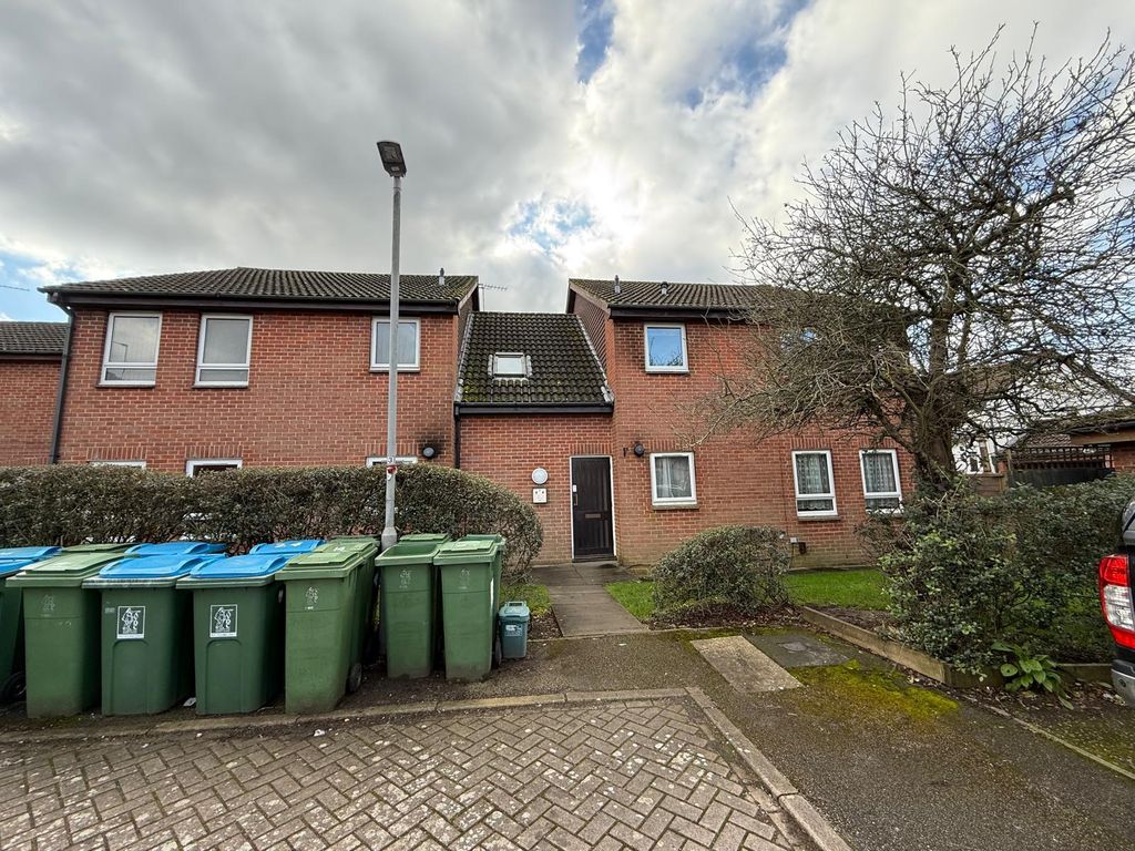 Property photo 2 of 5 Exterior