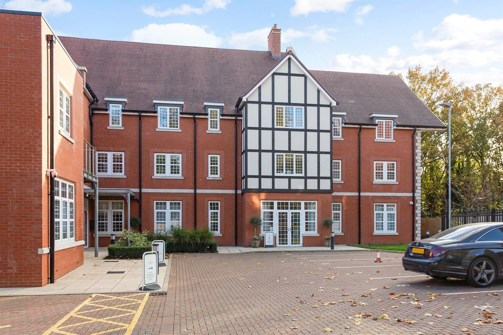 Property photo 3 of 16