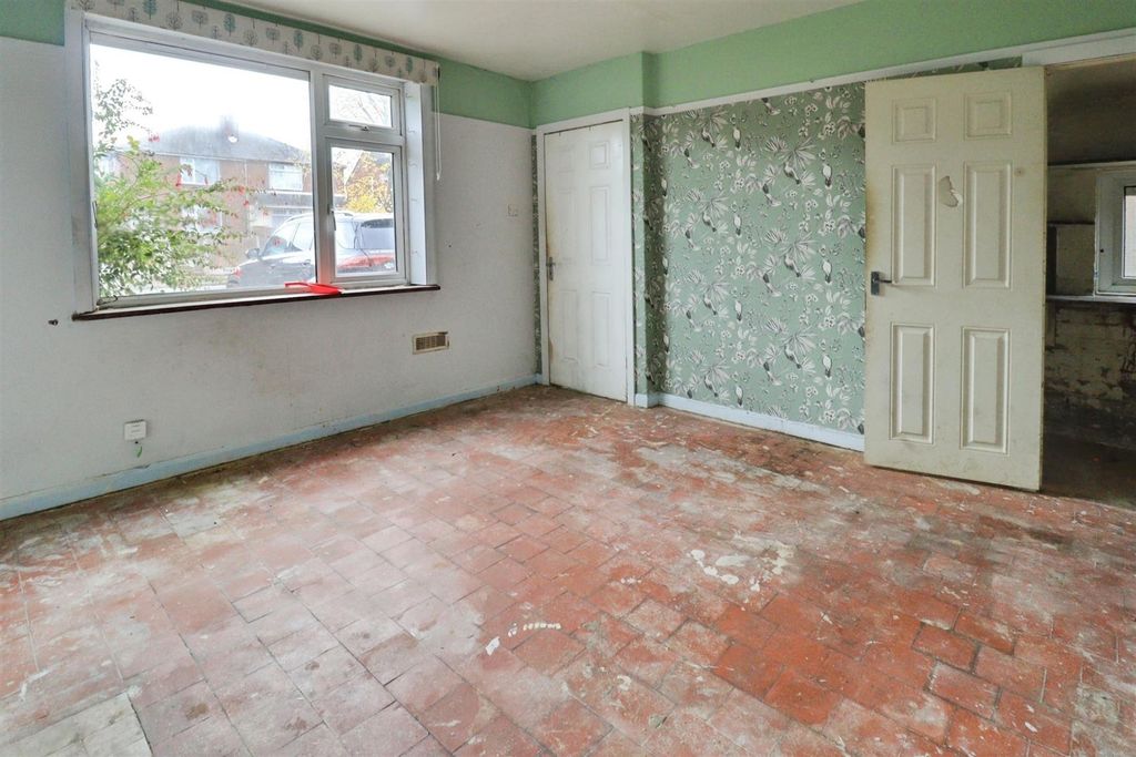 Property photo 3 of 17 37E22188-Img_7232-Img_7234.Jpg