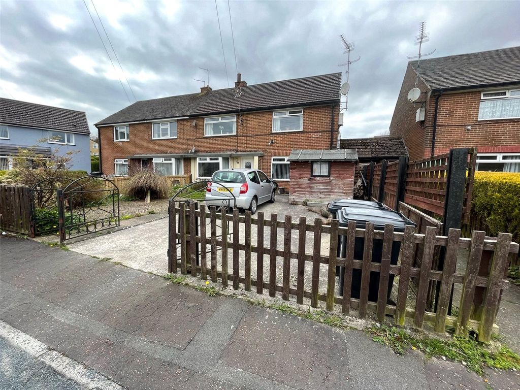 Property photo 1 of 10 Front