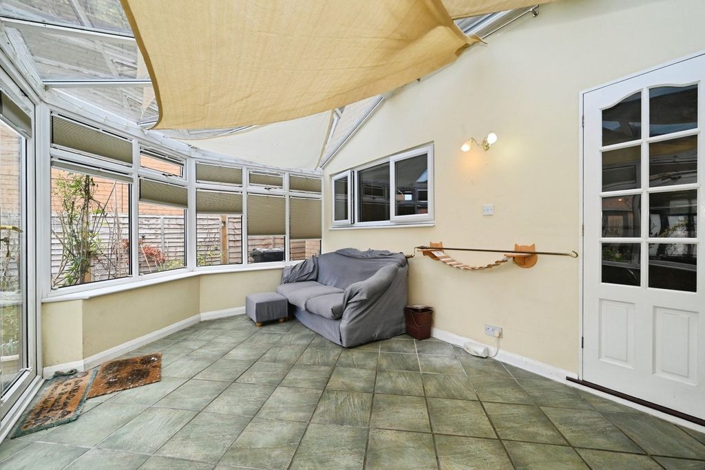 Property photo 3 of 20