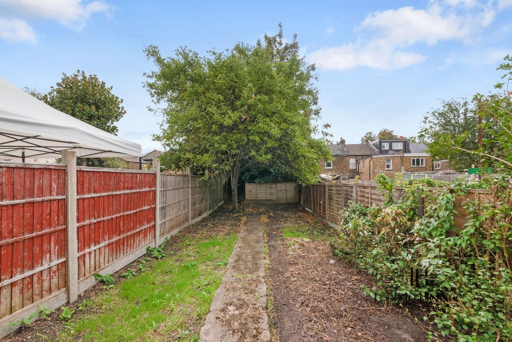 Property photo 3 of 20