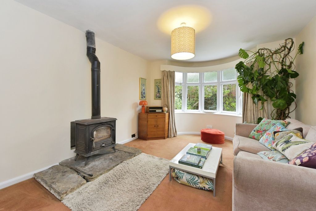 Property photo 2 of 17 Photo