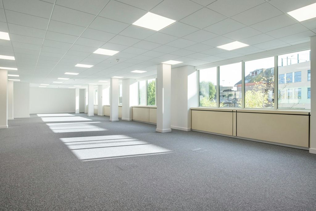 Property photo 3 of 19 Suite 1.3