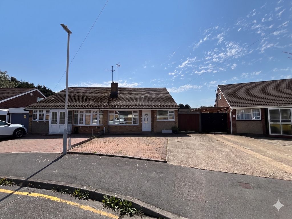 Property photo 1 of 17 5206220
