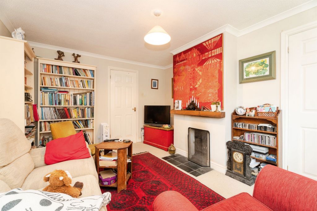 Property photo 2 of 16