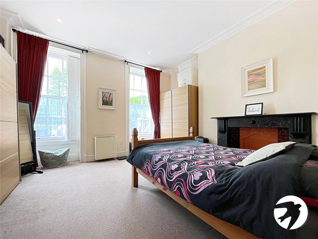 Property photo 3 of 13 Bedroom