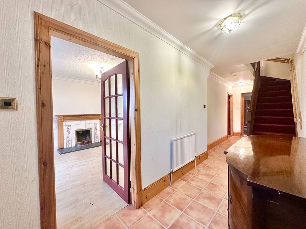 Property photo 3 of 30