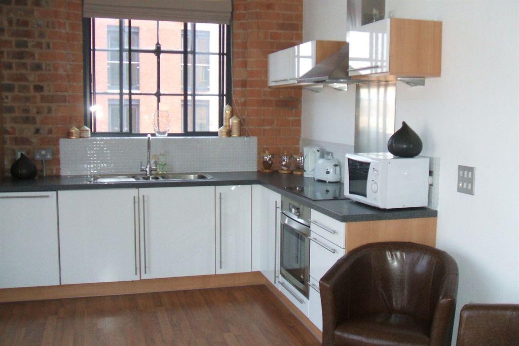 Property photo 3 of 5 Kitchen Area