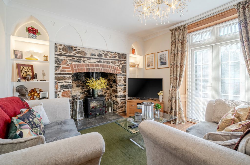 Property photo 2 of 23 1436910-7-69ce5F3...