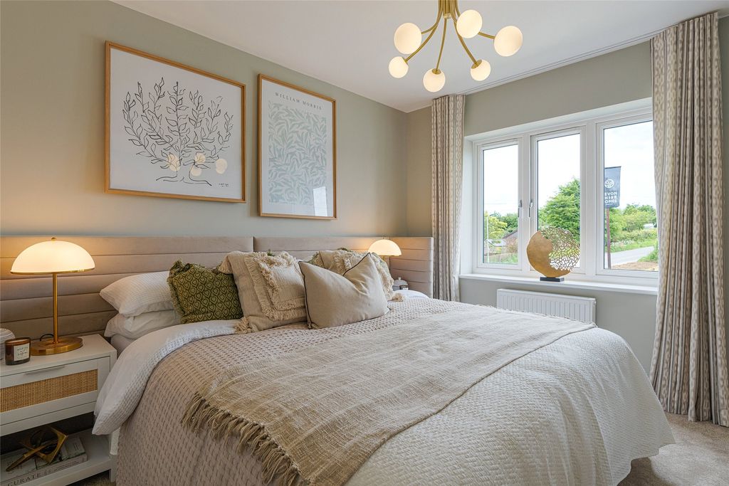 Property photo 3 of 7 Show Home