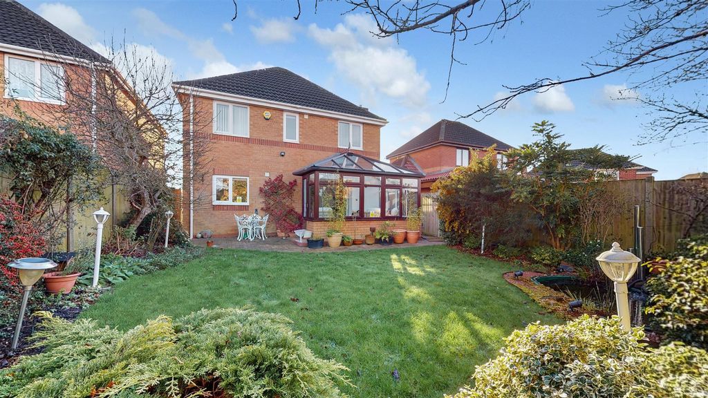 Property photo 2 of 17 Hsgpwc6Q-Eeam8Muumcjcq.Jpg