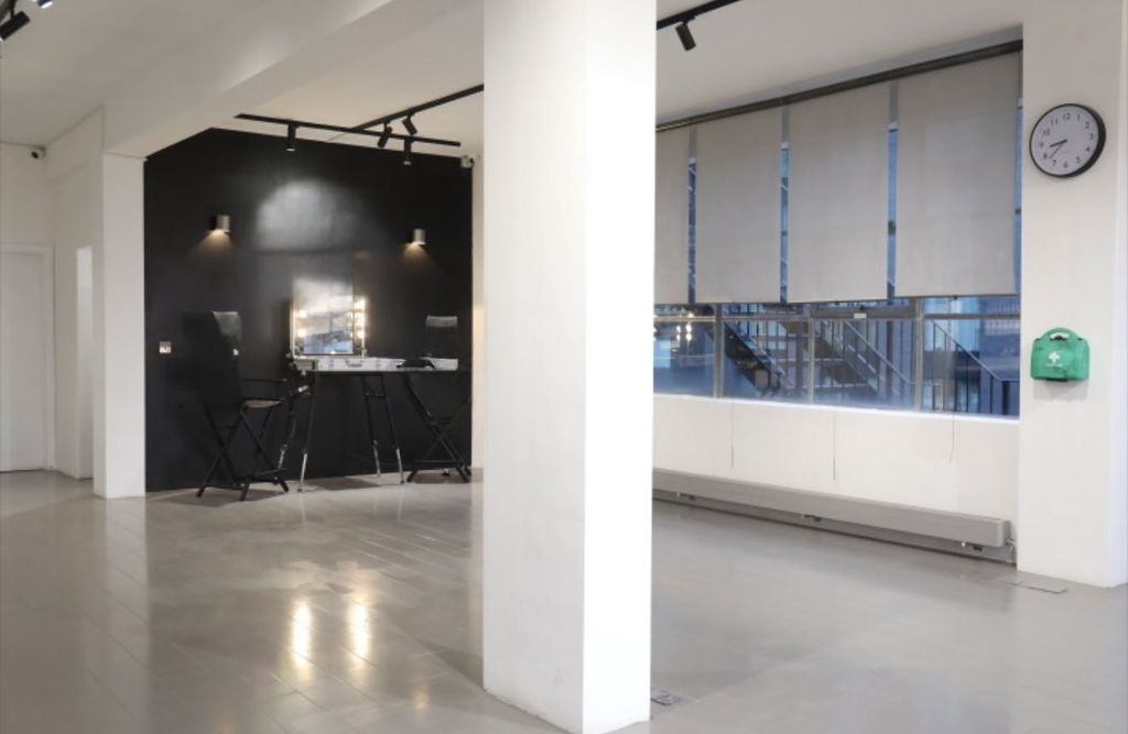 Property photo 3 of 17 20251121_120325000_Ios.Jpg