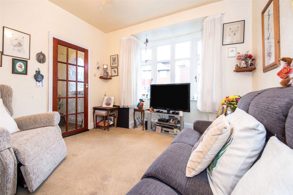 Property photo 3 of 13 Picture No. 14
